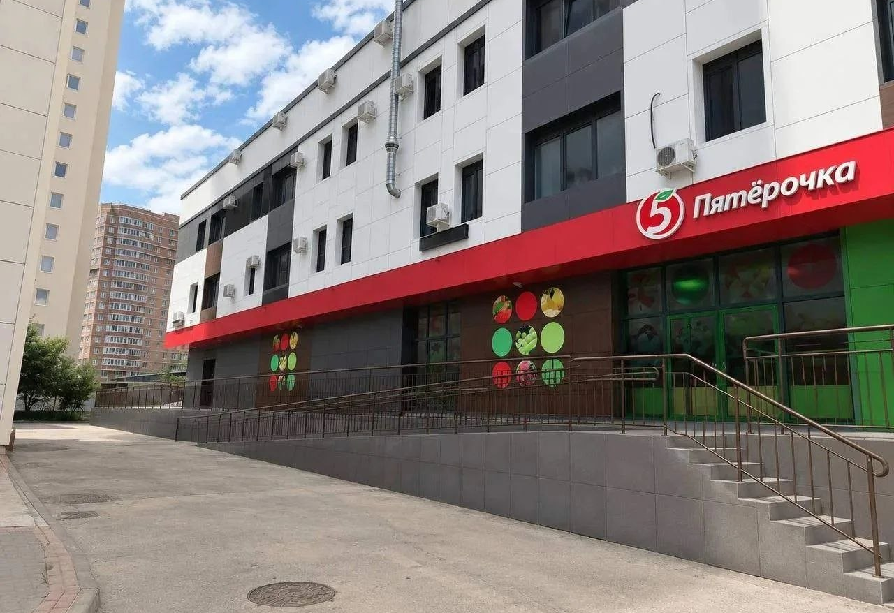 Помещение свободного назначения 397,9 м² на Домбайской 10/1