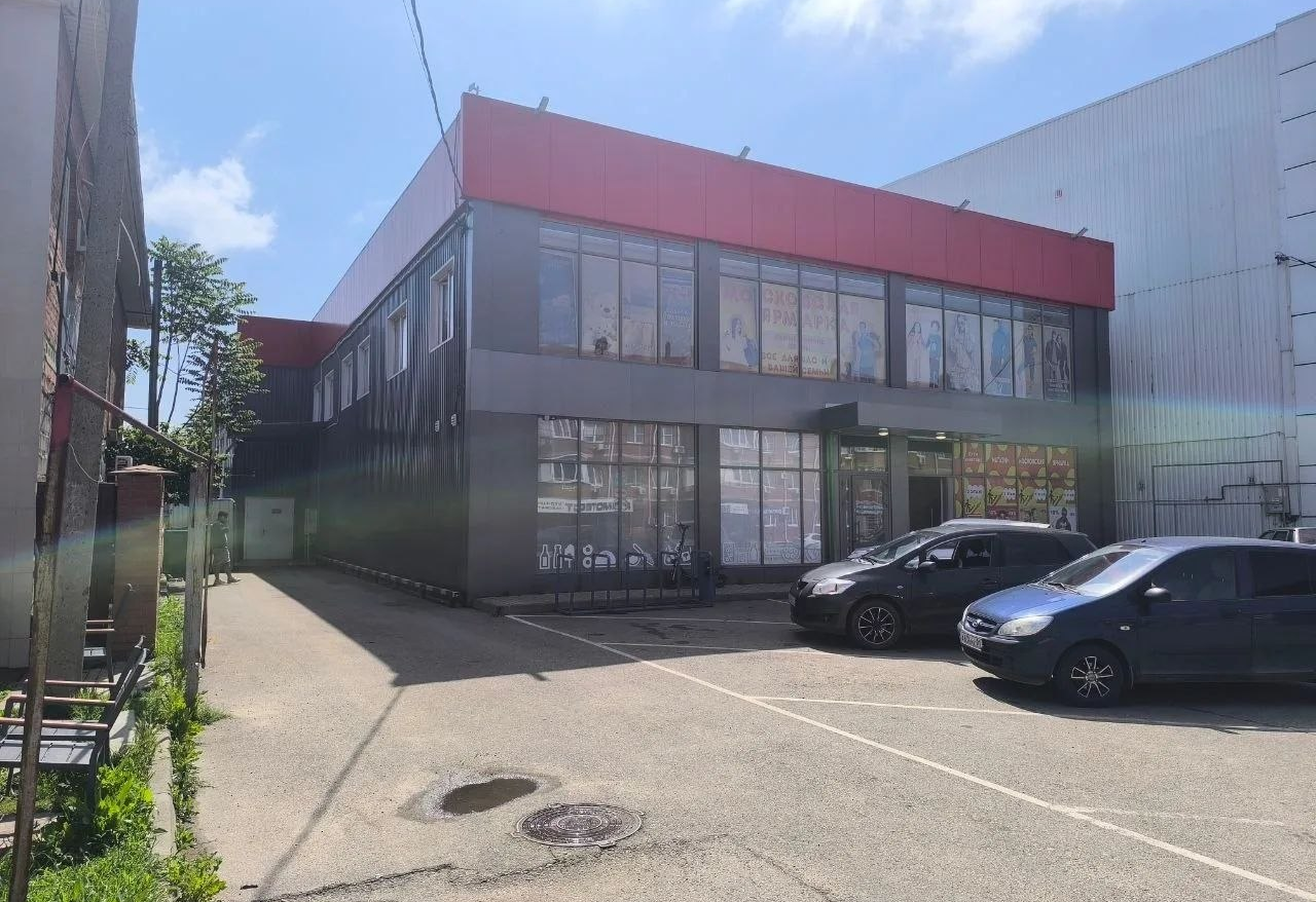 Помещение свободного назначения 495 м² на Гагарина 182